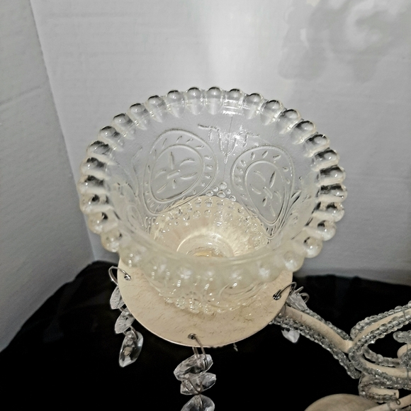 Elegant Cream Candelabra with Acrylic Crystal Accents. Votive,tealight or taper - Picture 2 of 4